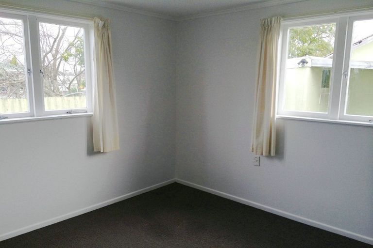 Photo of property in 2 Nield Road, Manurewa, Auckland, 2102