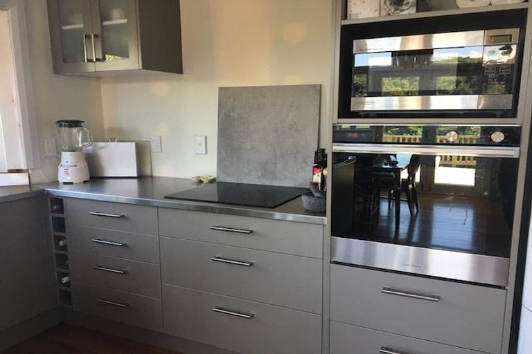 Photo of property in 50 High Street, Island Bay, Wellington, 6023