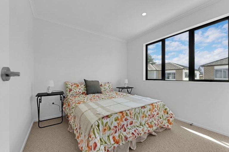 Photo of property in 8 Gardiner Grove, Mangere East, Auckland, 2024