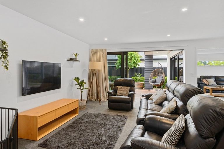 Photo of property in 5 Weruweru Street, Marshland, Christchurch, 8083