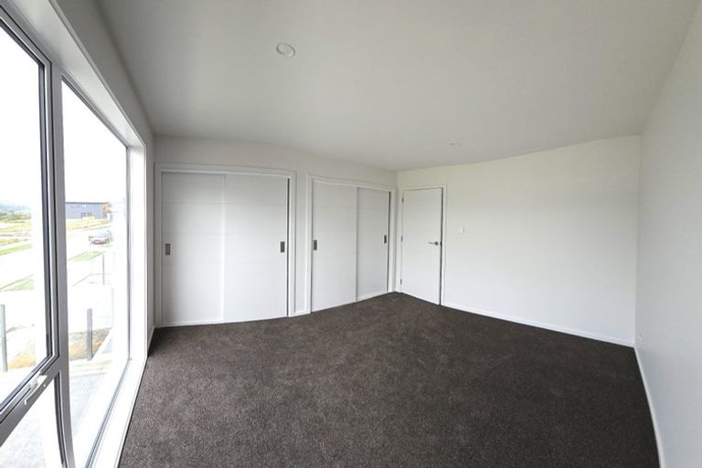 Photo of property in 81 Hokioi Drive, Kenepuru, Porirua, 5022