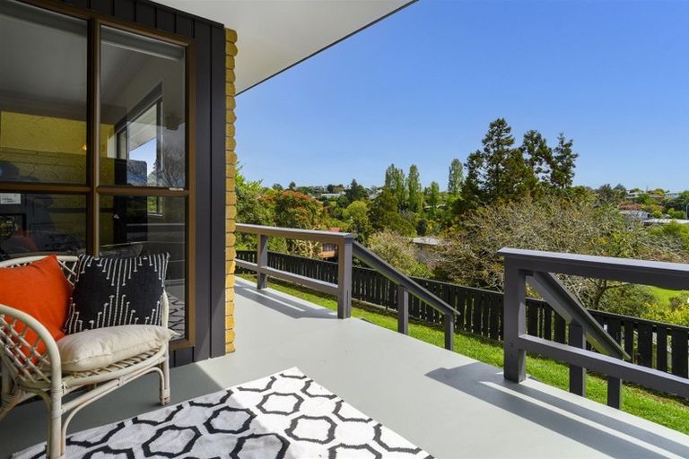 Photo of property in 73 Sutherland Road, Brookfield, Tauranga, 3110