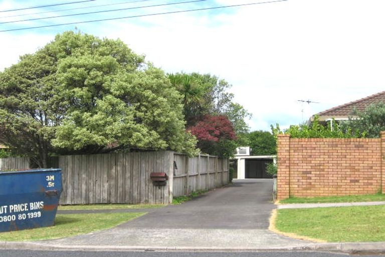 Photo of property in 1/15 Toroa Street, Torbay, Auckland, 0630