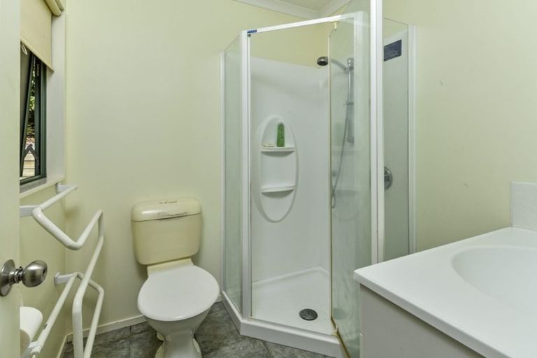 Photo of property in 43 Landvale Court, Browns Bay, Auckland, 0630