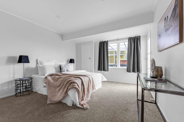 Photo of property in 7 Cooper Place, Papakura, 2110