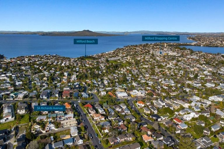 Photo of property in 2/3a Richards Avenue, Forrest Hill, Auckland, 0620