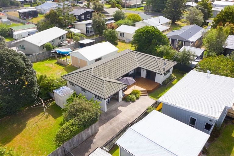 Photo of property in 207b The Square, Whangamata, 3620