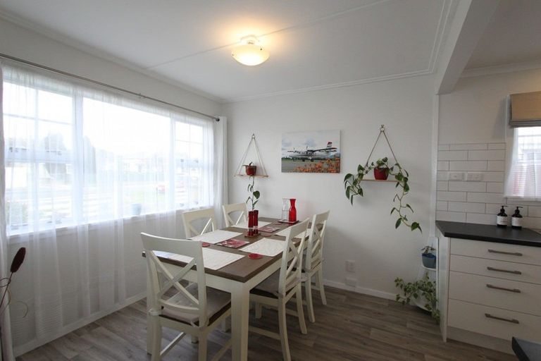 Photo of property in 18 Tyndall Street, Pahiatua, 4910