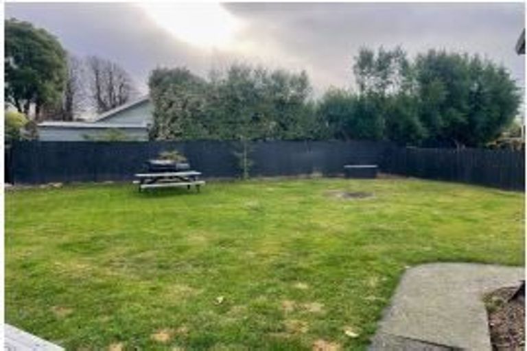 Photo of property in 53 Ford Road, Opawa, Christchurch, 8023