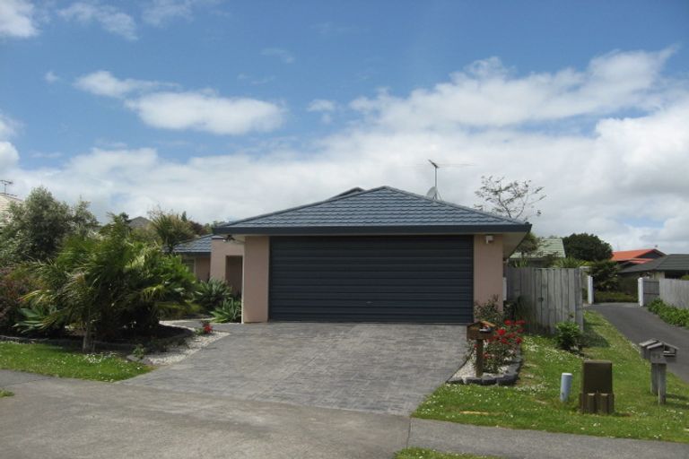 Photo of property in 26 Bellville Drive, Clendon Park, Auckland, 2103