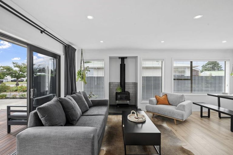 Photo of property in 88 Cotswold Avenue, Bishopdale, Christchurch, 8053