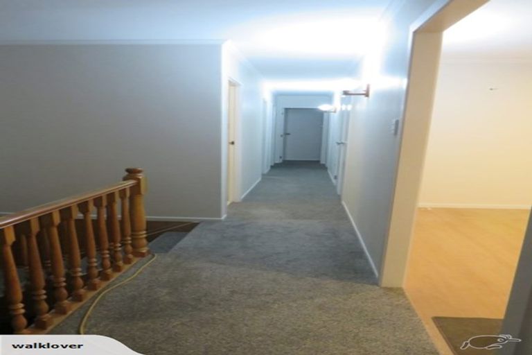 Photo of property in 93 Chelsea View Drive, Chatswood, Auckland, 0626