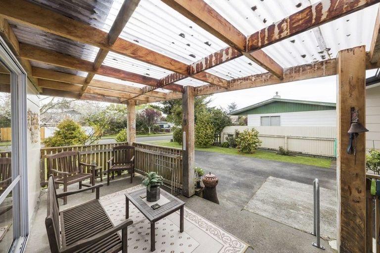 Photo of property in 10 Kennedy Avenue, Feilding, 4702