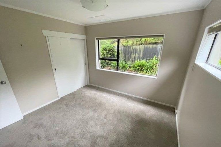 Photo of property in 1/4a Beresford Street, Bayswater, Auckland, 0622