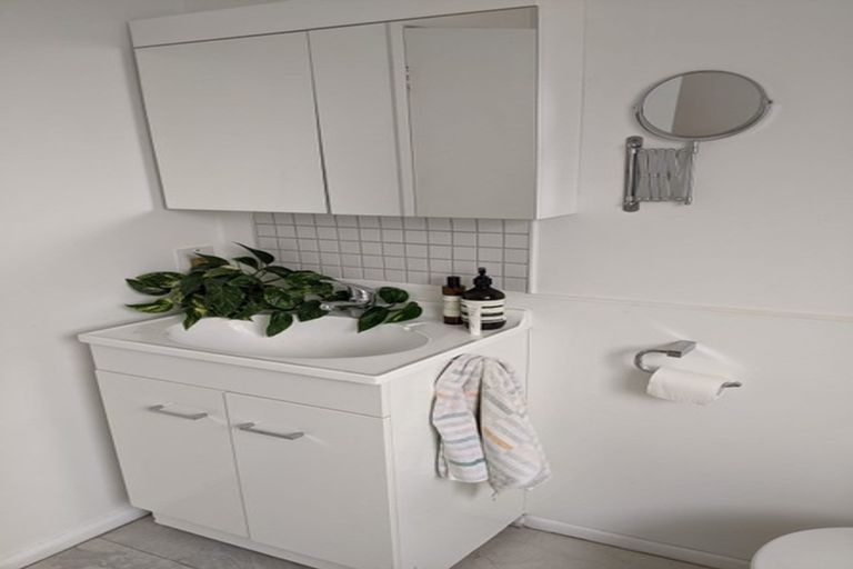 Photo of property in Avon Flats, 1-23/217 The Terrace, Wellington Central, Wellington, 6011