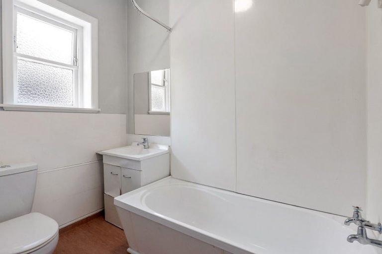 Photo of property in 92 Marshall Street, Woolston, Christchurch, 8023