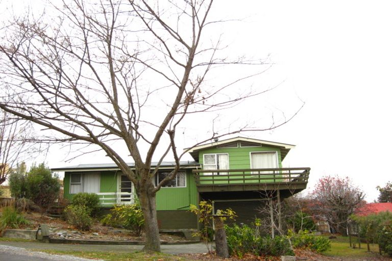 Photo of property in 14 Ritchie Street, Arrowtown, 9302