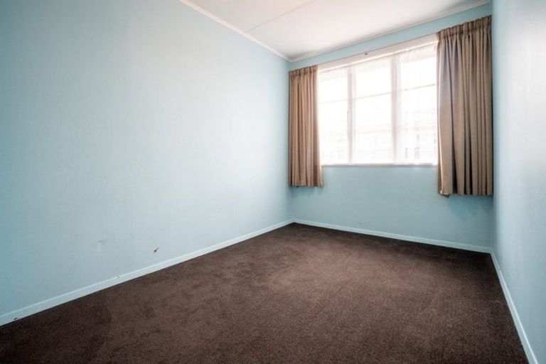 Photo of property in 84 Maxwells Line, Awapuni, Palmerston North, 4412