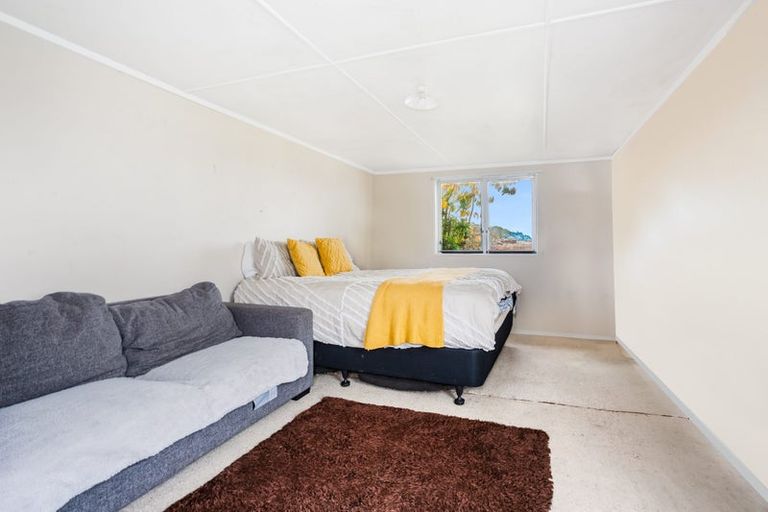 Photo of property in 18 Excellency Terrace, Ascot Park, Porirua, 5024