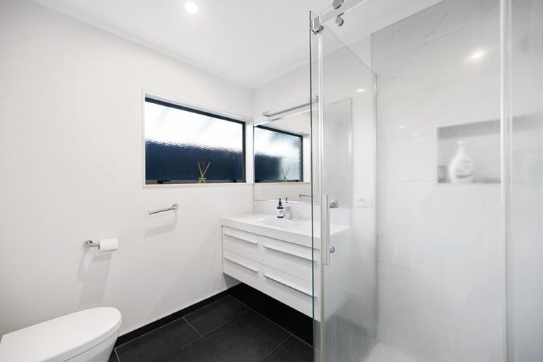 Photo of property in 56 Ashley Street, St Andrews, Hamilton, 3200