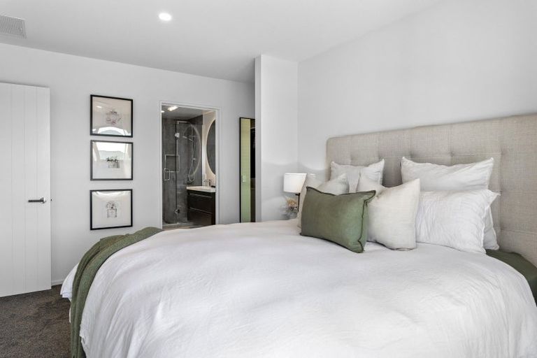 Photo of property in 31 Crossley Avenue, Woodend, 7610