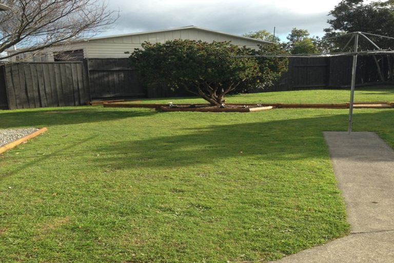 Photo of property in 87 Benmore Avenue, Cloverlea, Palmerston North, 4412