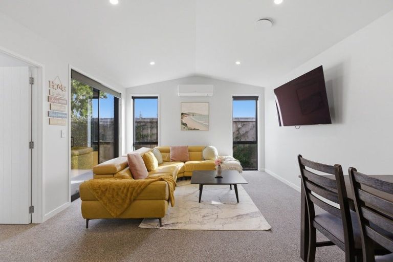 Photo of property in 26 Inaka Place, Poike, Tauranga, 3112
