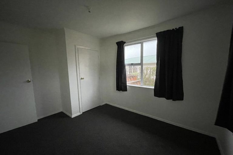 Photo of property in 16 Horoeka Street, Stokes Valley, Lower Hutt, 5019