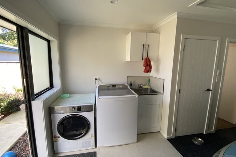 Photo of property in 9a Mckenzie Road, Owhata, Rotorua, 3010