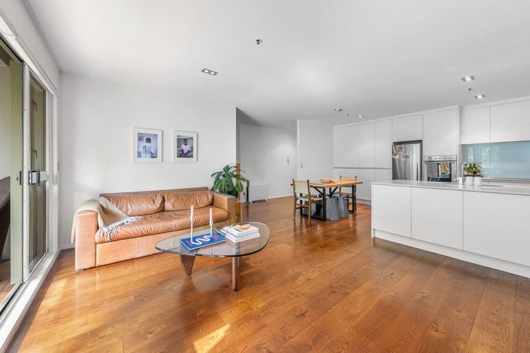 Photo of property in Highgate Towers, 1c/8 Howe Street, Freemans Bay, Auckland, 1011