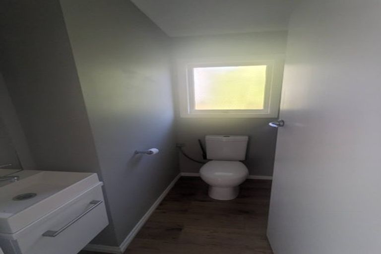 Photo of property in 83 Helston Road, Paparangi, Wellington, 6037