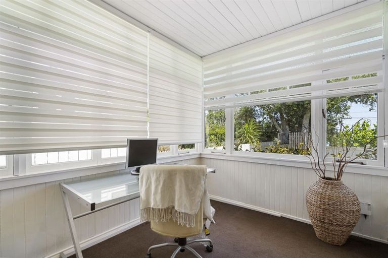 Photo of property in 1/62 Beresford Street, Bayswater, Auckland, 0622