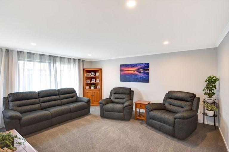 Photo of property in 48 Owhiro Avenue, Mosgiel, 9024