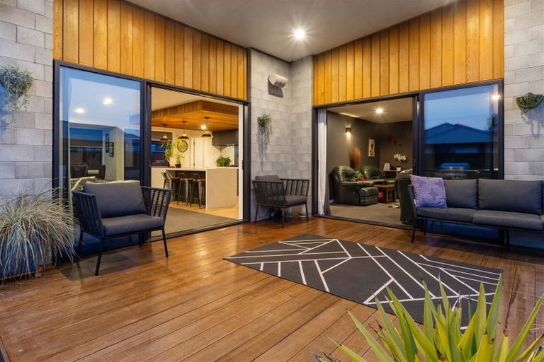 Photo of property in 21 Blair Place, Kaiapoi, 7630