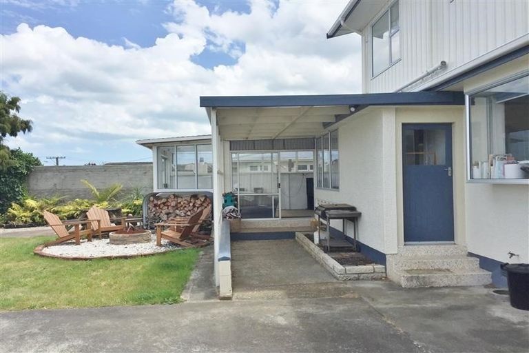 Photo of property in 6 Murch Place, Tawhero, Whanganui, 4500