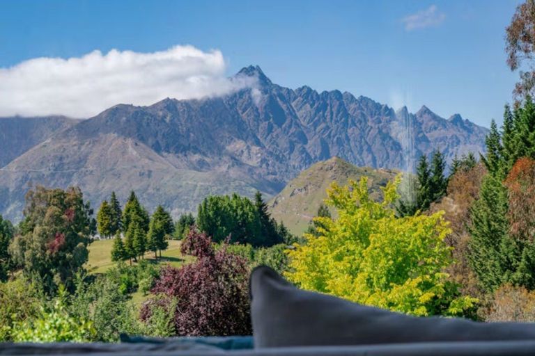 Photo of property in 58 Mountain View Road, Dalefield, Queenstown, 9371