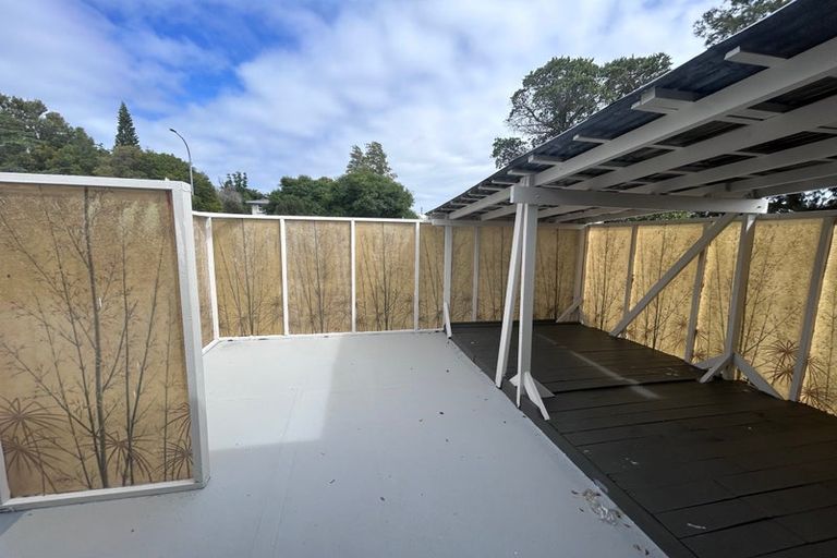 Photo of property in 39 Diana Drive, Glenfield, Auckland, 0627