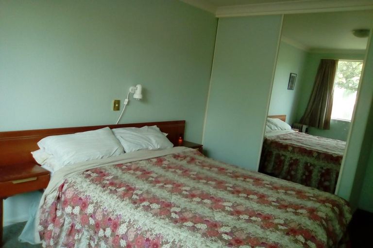 Photo of property in 44a Taupata Street, Redcliffs, Christchurch, 8081