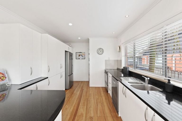 Photo of property in 53 Angelo Avenue, Howick, Auckland, 2014