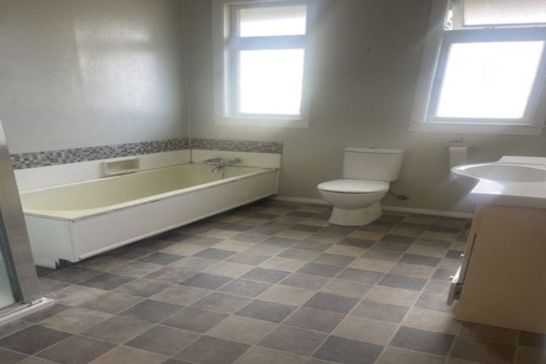 Photo of property in 164a Ferguson Street, West End, Palmerston North, 4412