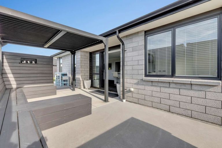 Photo of property in 54 Tamapahore Boulevard, Papamoa Beach, Papamoa, 3118