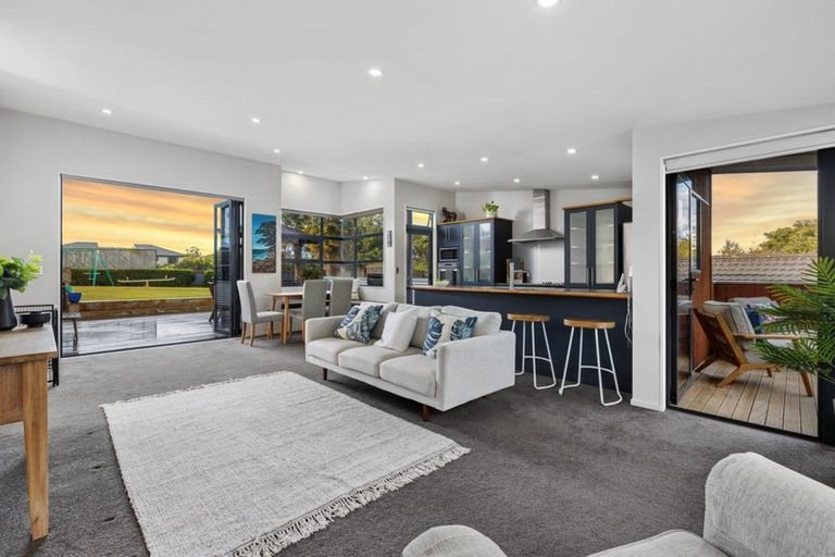 Photo of property in 32 Grantston Drive, Pyes Pa, Tauranga, 3112