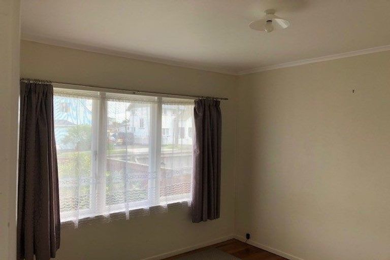 Photo of property in 2/190 Bayswater Avenue, Belmont, Auckland, 0622