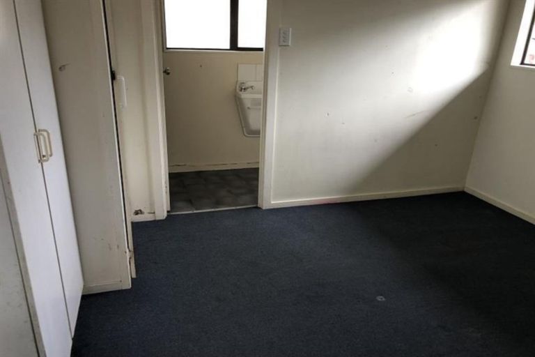 Photo of property in 1/6a Waterview Road, Favona, Auckland, 2024