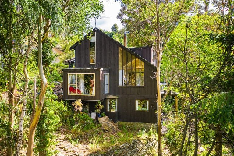 Photo of property in 44 Arawata Terrace, Sunshine Bay, Queenstown, 9300