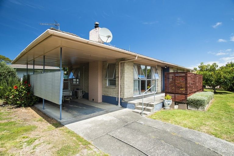 Photo of property in 6 Donna Street, Outer Kaiti, Gisborne, 4010