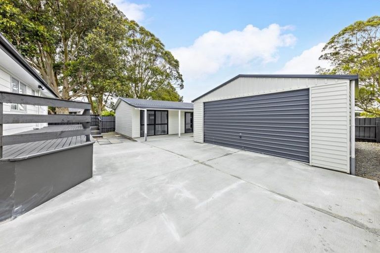 Photo of property in 367 Roscommon Road, Clendon Park, Auckland, 2103