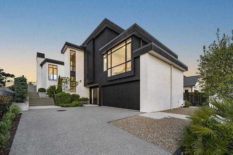 Photo of property in 14 Third Fairway Place, Albany, Auckland, 0632