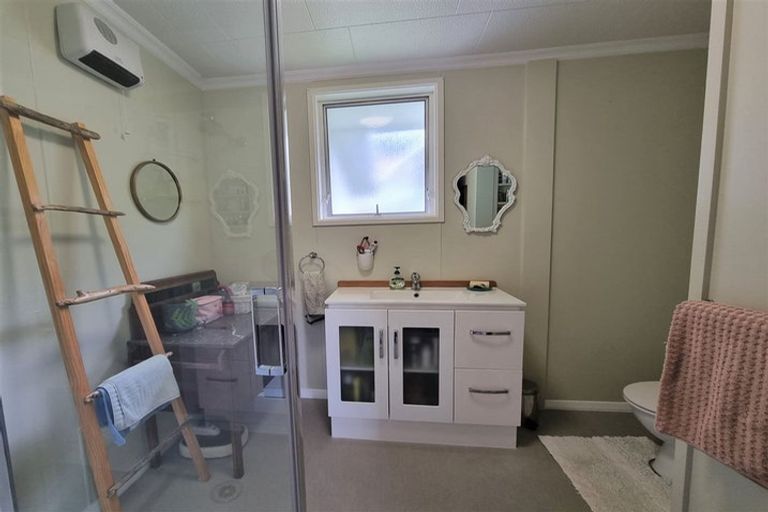 Photo of property in 71a Kent Street, Picton, 7220