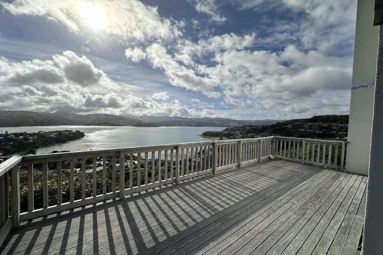 Photo of property in 89 Kahu Road, Paremata, Porirua, 5024